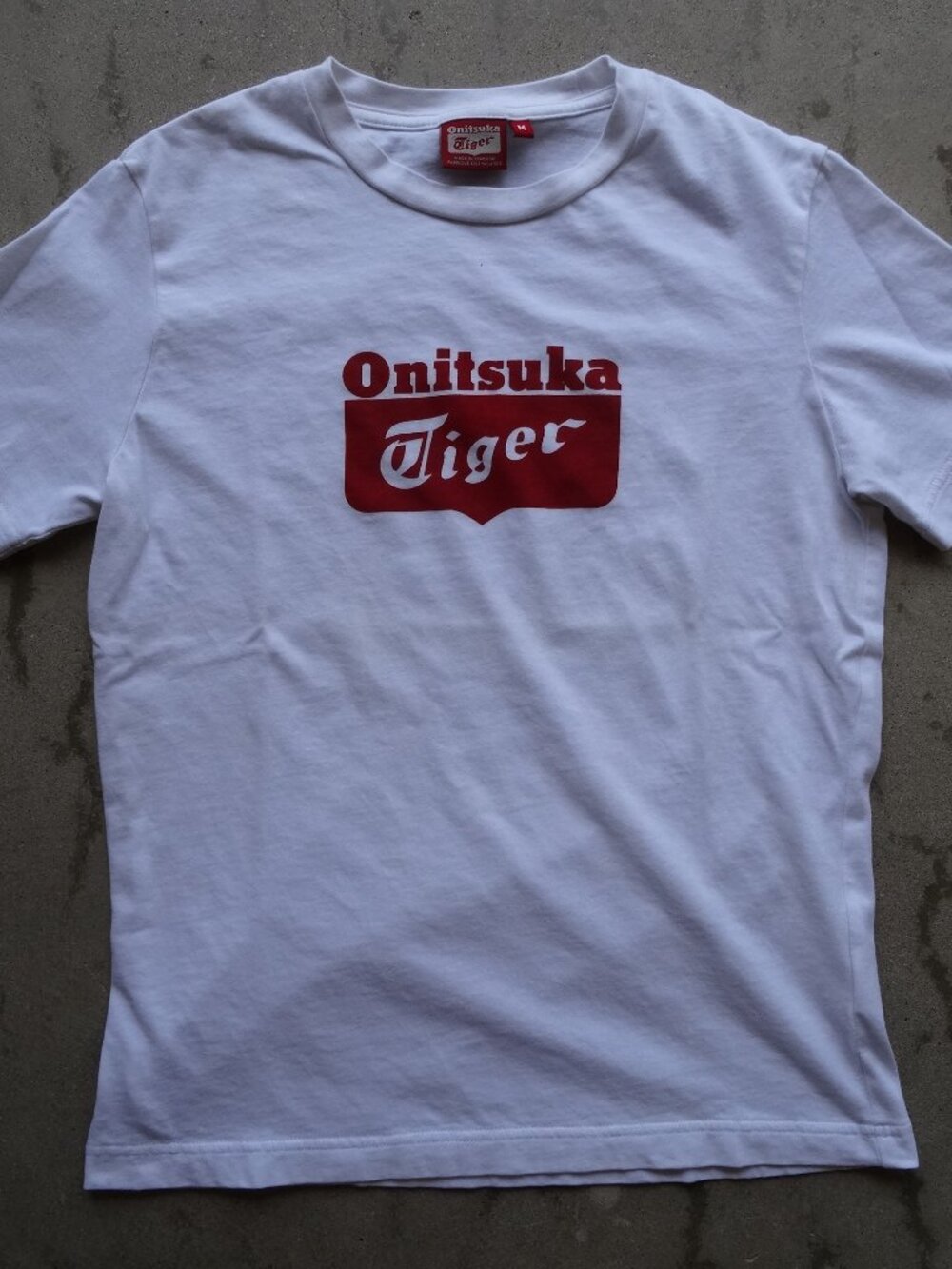 Onitsuka Tiger asics logo shirt Mens M